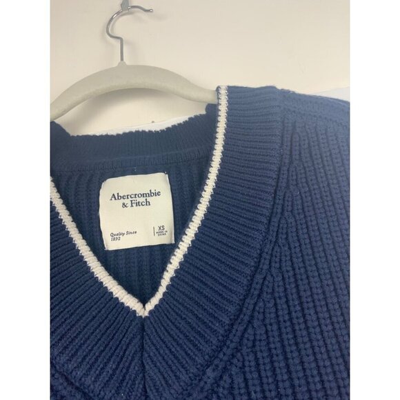 Abercrombie & Fitch v neck vest XS men women - Picture 3 of 15